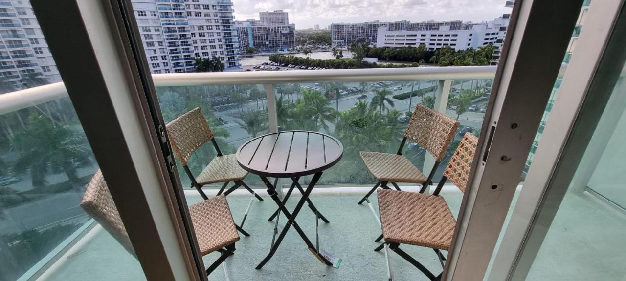 New Luxury Apartment 2Br 2Ba Direct Beach Access Hollywood Buitenkant foto